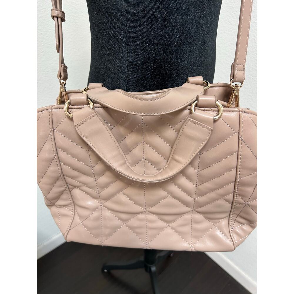 URBAN EXPRESSIONS - BEAUTIFUL TAN QUILTED PURSE/ In Perfect Condition